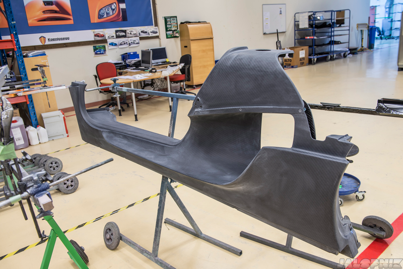 Illustration for article titled This Is The Final Build Process Of The Amazing Koenigsegg One:1